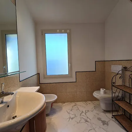 Wh - - Vista Mare - Doppio Parcheggio Privato - Wifi アパート サンレモ
