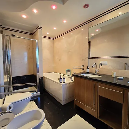 Wh - - Vista Mare - Doppio Parcheggio Privato - Wifi サンレモ