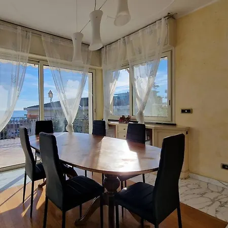 アパート Wh - - Vista Mare - Doppio Parcheggio Privato - Wifi サンレモ