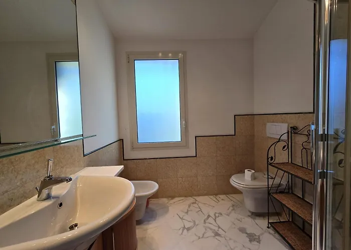 Wh - - Vista Mare - Doppio Parcheggio Privato - Wifi شقة سانريمو