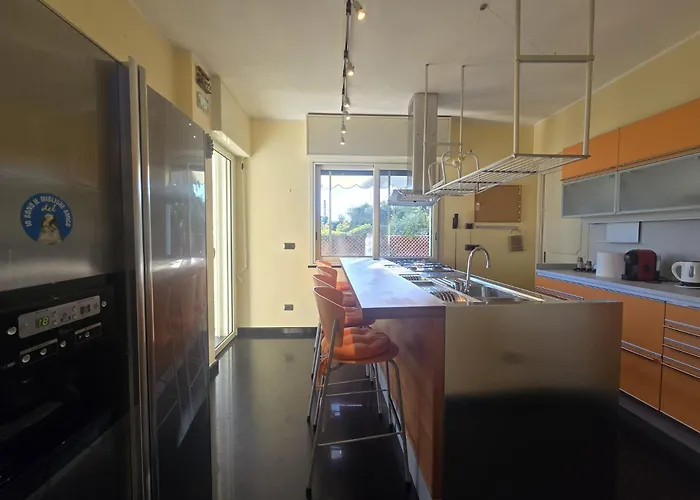 شقة Wh - - Vista Mare - Doppio Parcheggio Privato - Wifi سانريمو