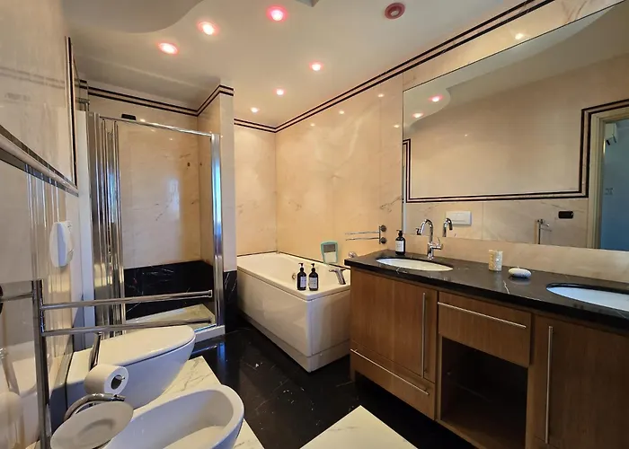 Wh - - Vista Mare - Doppio Parcheggio Privato - Wifi سانريمو